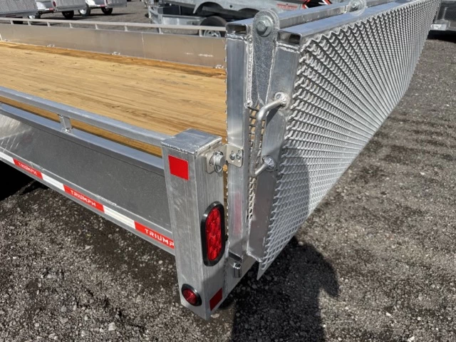 TRIUMPH 80"X20' TA  2025