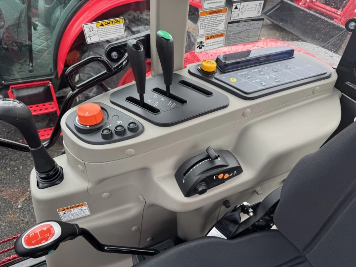 2026 TYM T5068 CHARGEUR FRONTAL ET CABINE DE LUXE