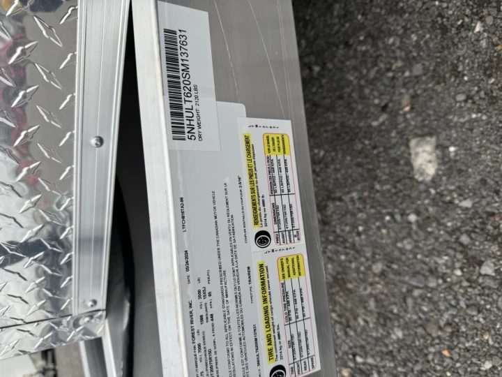 2025 Lightning 8x16 Aluminium | Double essieux | Porte double