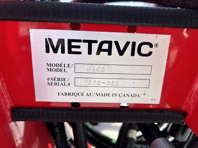 METAVIC M95 POUR TRACTEUR 20HP À 30HP 2023