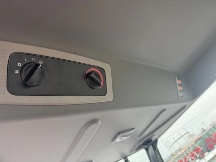 2026 TYM TRACTEUR T254HC CABINE SOUFFLEUR SOUFFLEUR A CONTROLEUR COMPLET HYDRAULIQUE