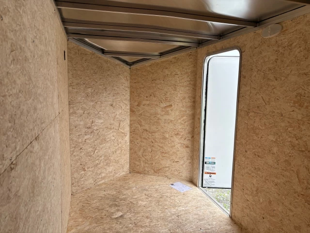 LIGHTNING 5x10 Porte double | 6'' Extra hauteur 2025