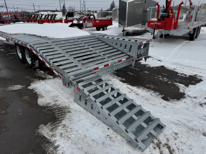 2025 Triumph TA102x20+5-70 Deckover Beavertail | Tandem 7000lb