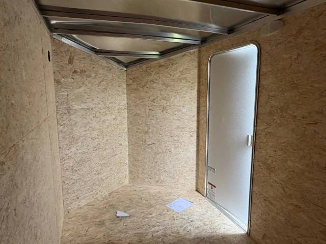LIGHTNING 5x10 Porte double | 6'' Extra hauteur 2025
