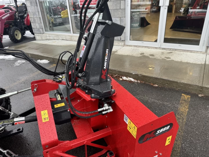 2026 TYM TRACTEUR T254HC CABINE SOUFFLEUR SOUFFLEUR A CONTROLEUR COMPLET HYDRAULIQUE