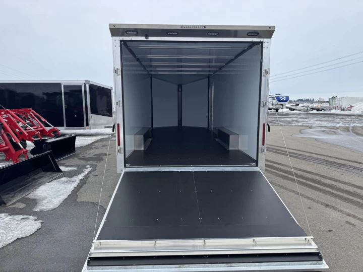 2026 IDEAL CARGO IDEV8.5X22TA3 86'' HAUTEUR INTERIEUR