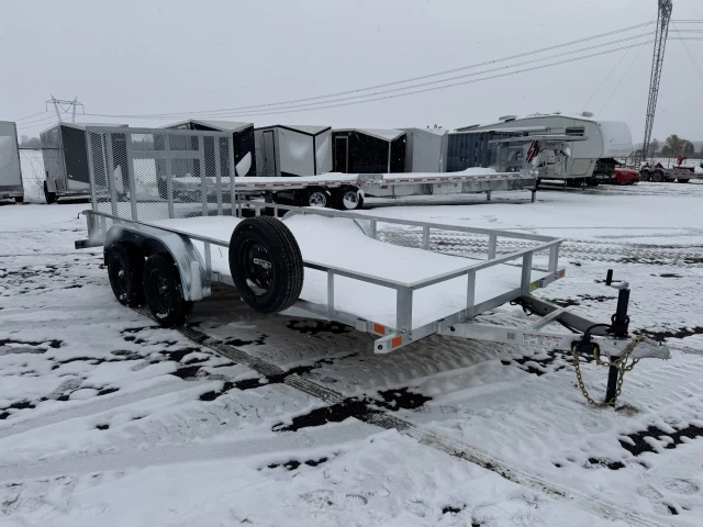 TRIUMPH 80X16'  2026