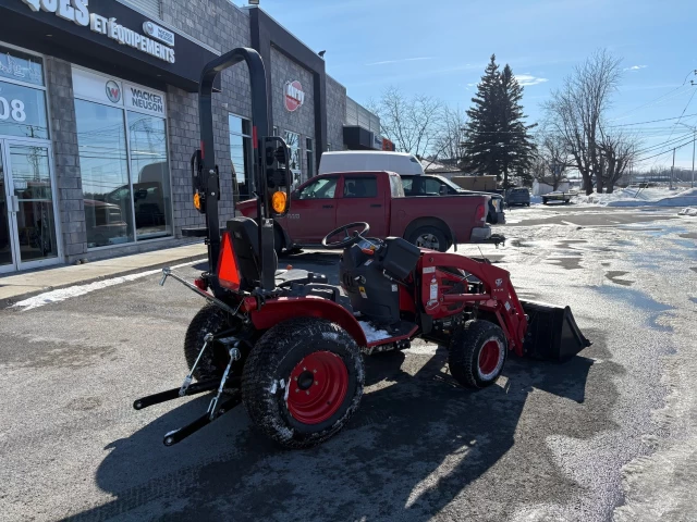 TYM T254H PNEU TURF 2026