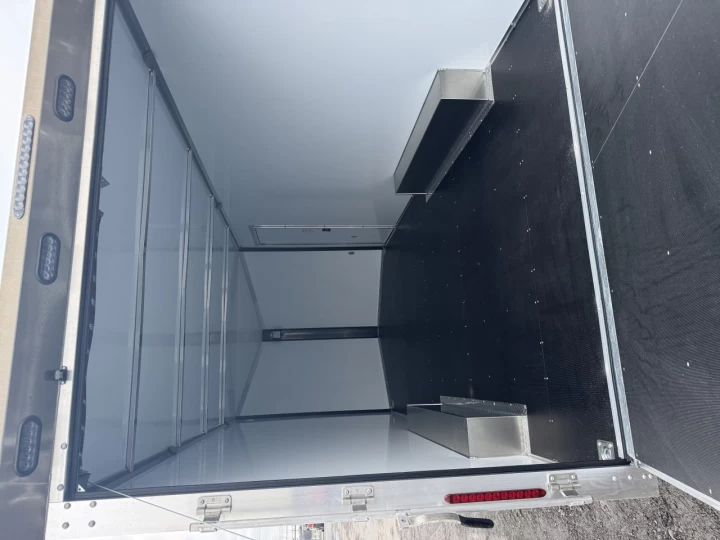 2026 IDEAL CARGO 8.5X18TA3 ESSIEUX 5200LBS