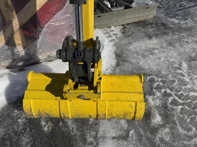 wacker neuson ez17 deux godets 2024