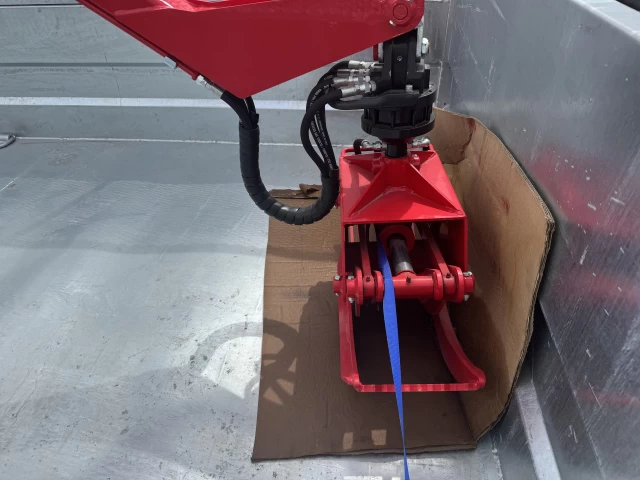 METAVIC 7X14 DOMPEUR CHARGEUSE A BOIS 1150M16' 2026