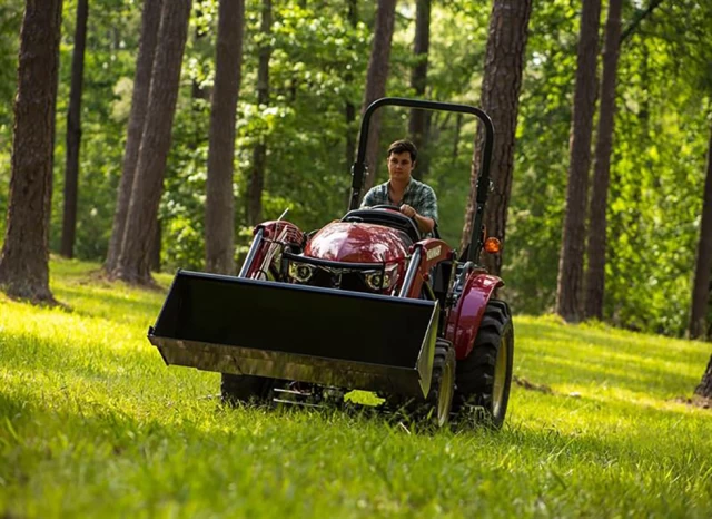 YANMAR SA425  2023