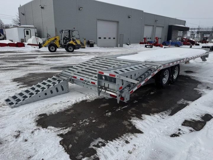 2025 Triumph TA102x20+5-70 Deckover Beavertail | Tandem 7000lb