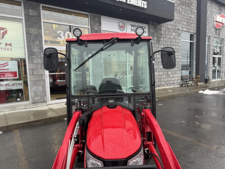 2026 TYM TRACTEUR T254HC CABINE SOUFFLEUR SOUFFLEUR A CONTROLEUR COMPLET HYDRAULIQUE