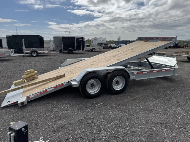 Triumph 82x20 Plate-forme TILT | Double essieux 8 000lb | 2025