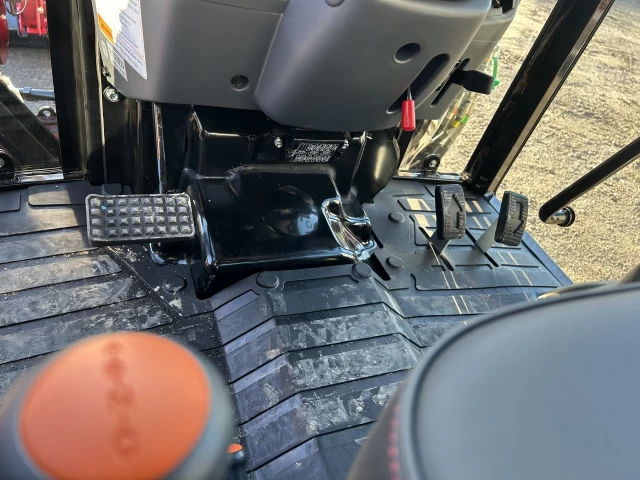 TYM T3035CH LOADER CABINE 2026